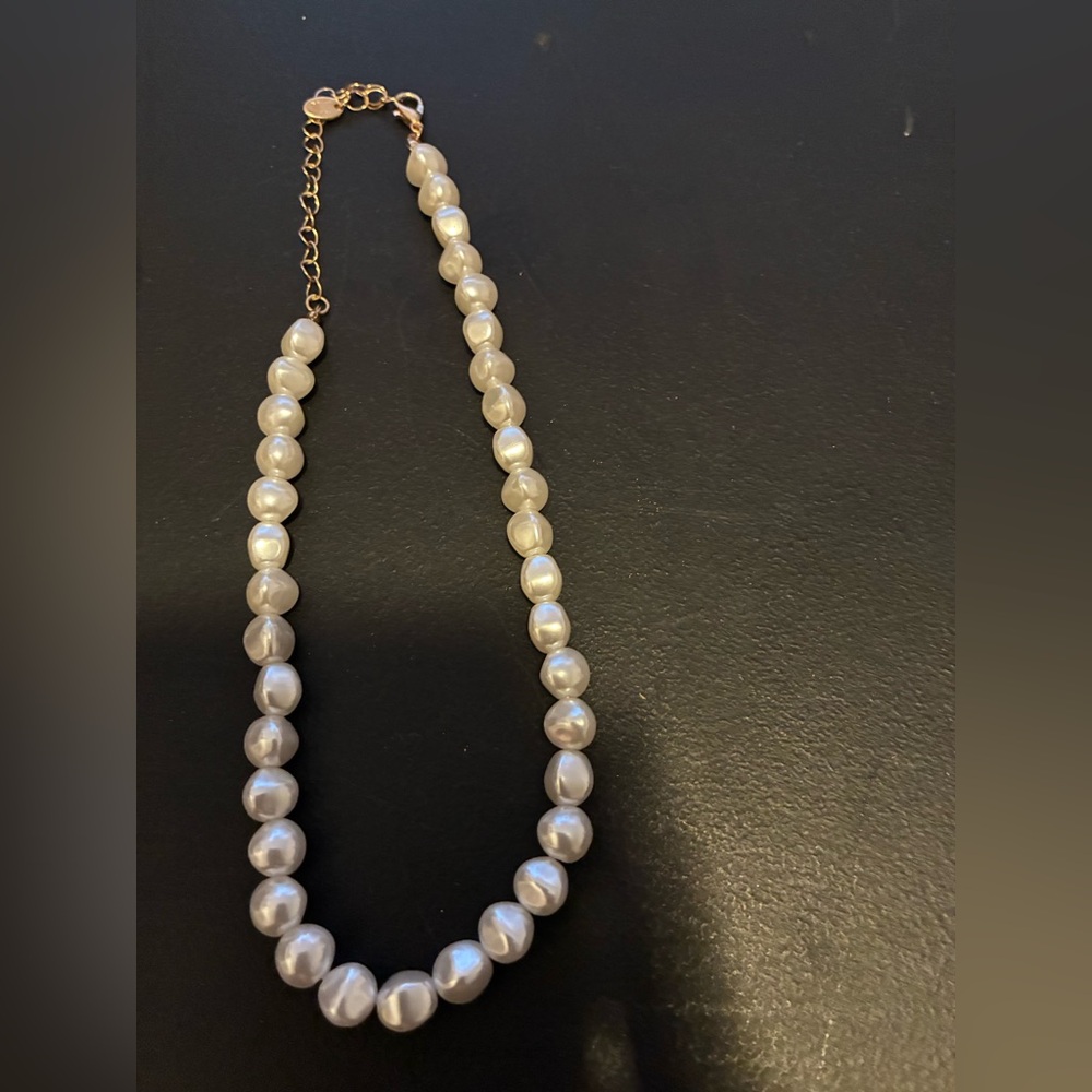 Elegant Pearl Necklace
